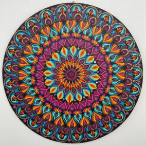 Mandala Alegria, amorosidade e transmutação 80cm diâmetro- pintada a mão em MDF 6mm