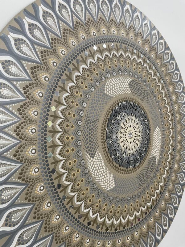 Mandala Conforto e sofisticação 80cm diâmetro - pintada a mão em MDF 6mm - Imagem 2